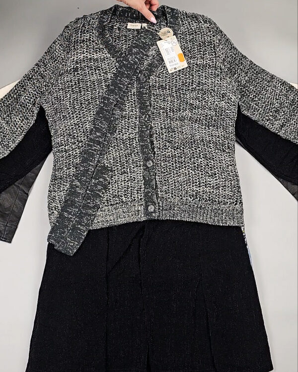 Фотография  990 - DK+Bestseller 085#16 кг, ЛОТ СТ-9952 оптом в Оренбурге и Оренбургской области