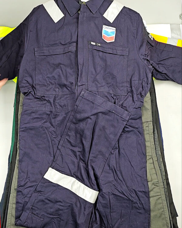 Фотография  597 - Рабочая одежда mix БМ#25 кг, ЛОТ СХ-0188 оптом в Оренбурге и Оренбургской области