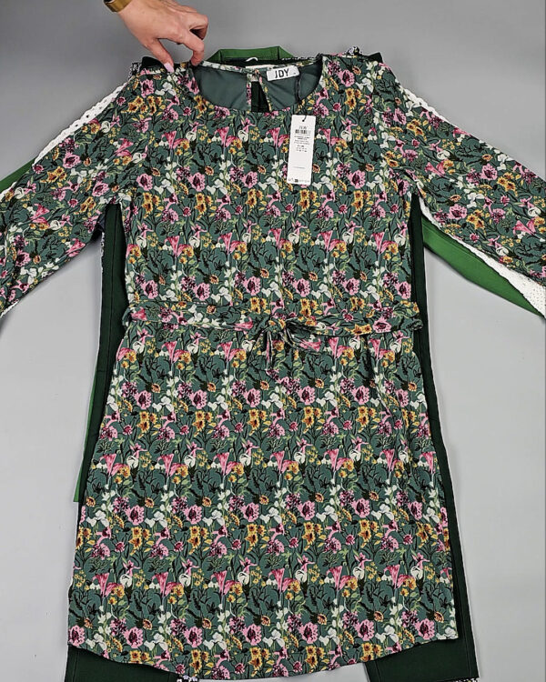 Фотография  960 - DK+Bestseller 085#16 кг, ЛОТ СТ-9951 оптом в Оренбурге и Оренбургской области