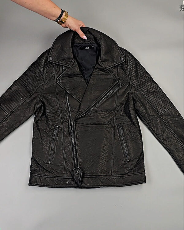 Фотография  408 - AMAZON Winter#15 кг, ЛОТ СТ-9816 оптом в Оренбурге и Оренбургской области