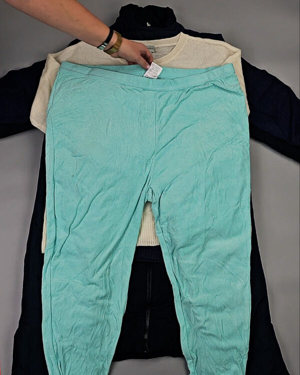 Фотография  861 - ALDI Winter mix#13 кг, ЛОТ СТ-9820 оптом в Оренбурге и Оренбургской области